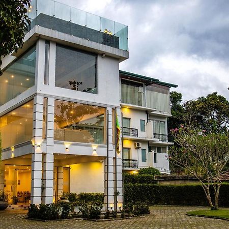 Hotel Ganthera Kandy Exterior photo