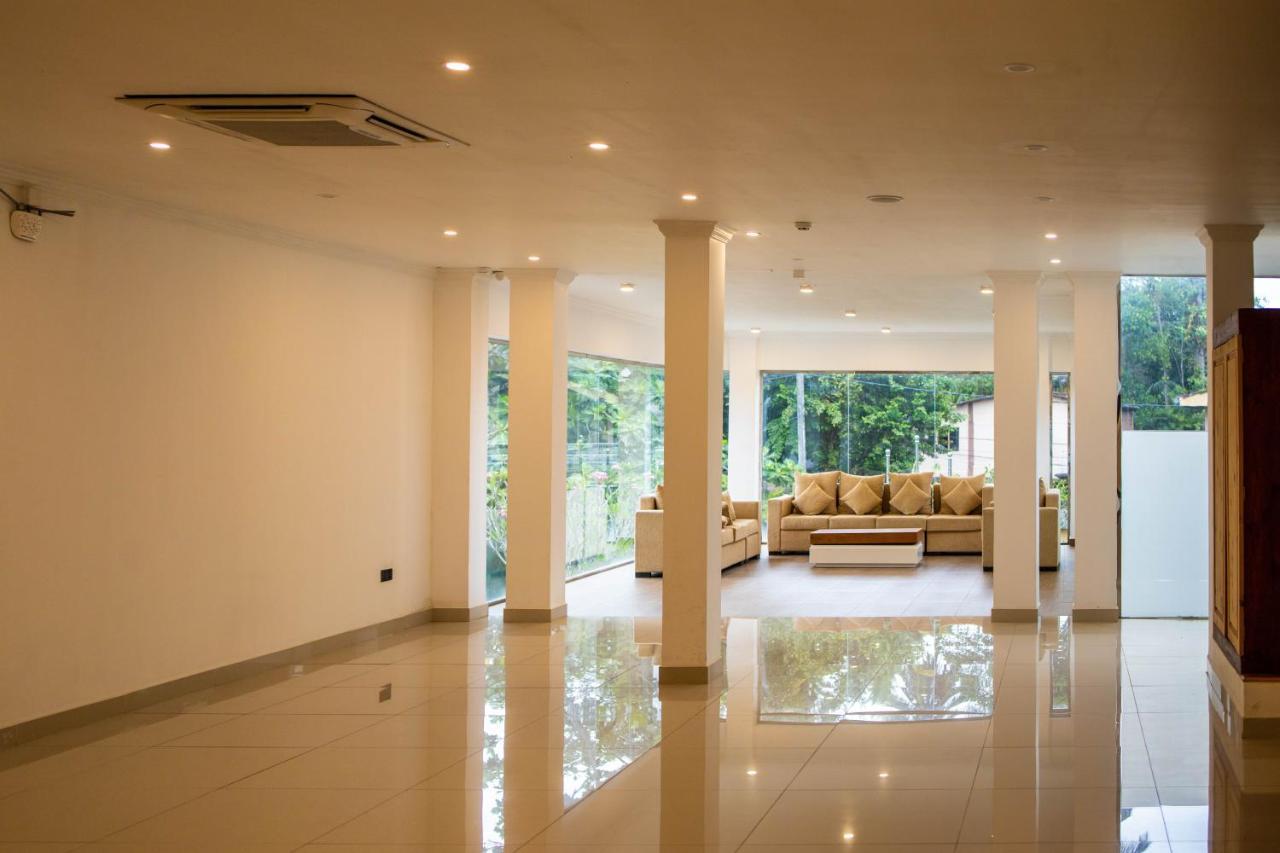 Hotel Ganthera Kandy Exterior photo