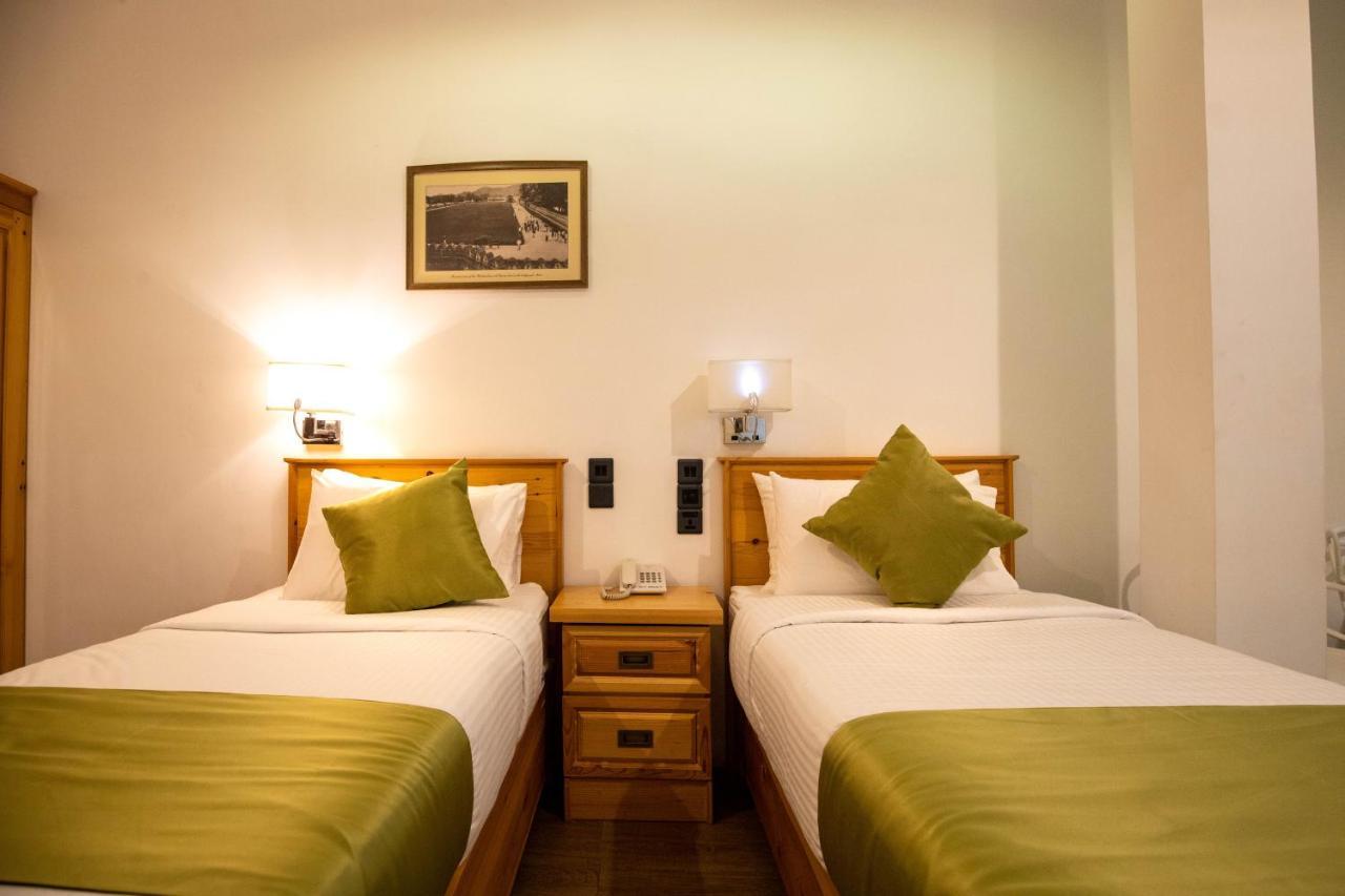 Hotel Ganthera Kandy Exterior photo
